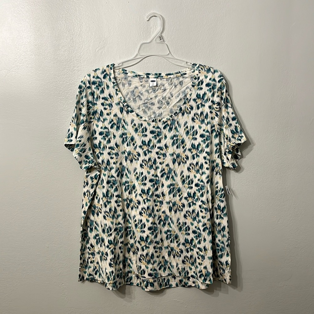 Old Navy Floral Tee
